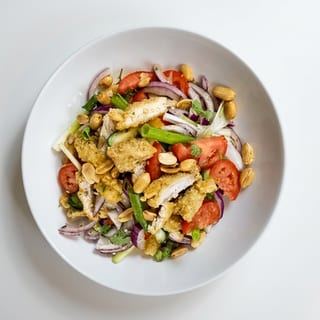 S2 - Crispy Chicken Salad (Yum Gai Krob)
